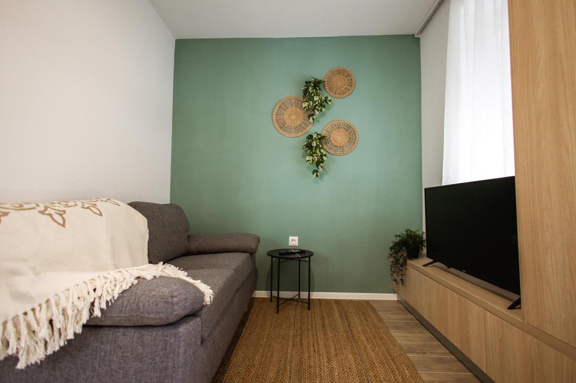 Cozy Studio Apartment In Osijek - Self Check In Екстер'єр фото