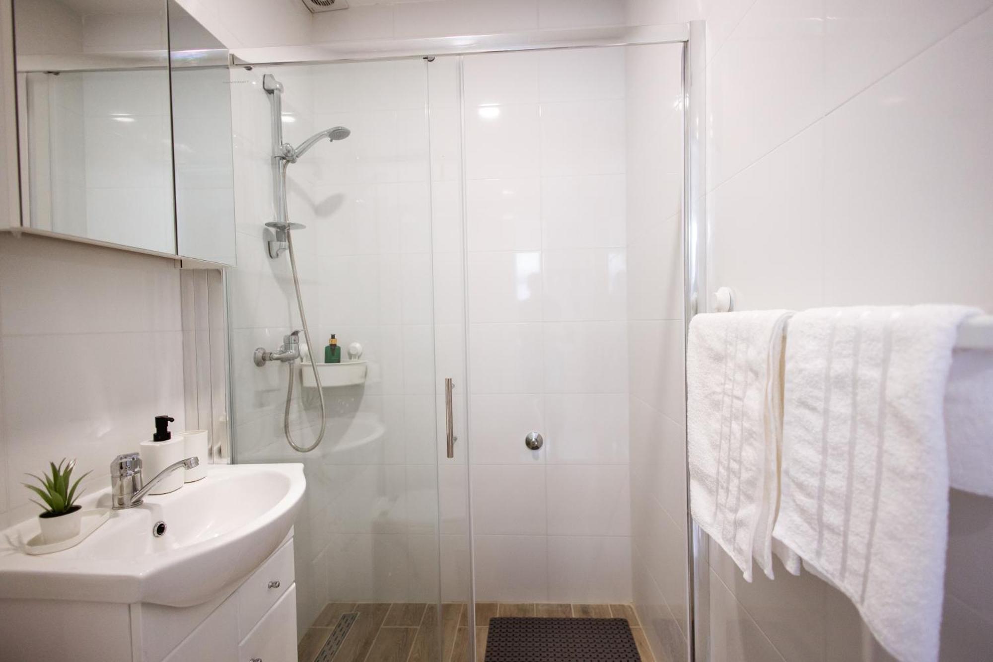 Cozy Studio Apartment In Osijek - Self Check In Екстер'єр фото