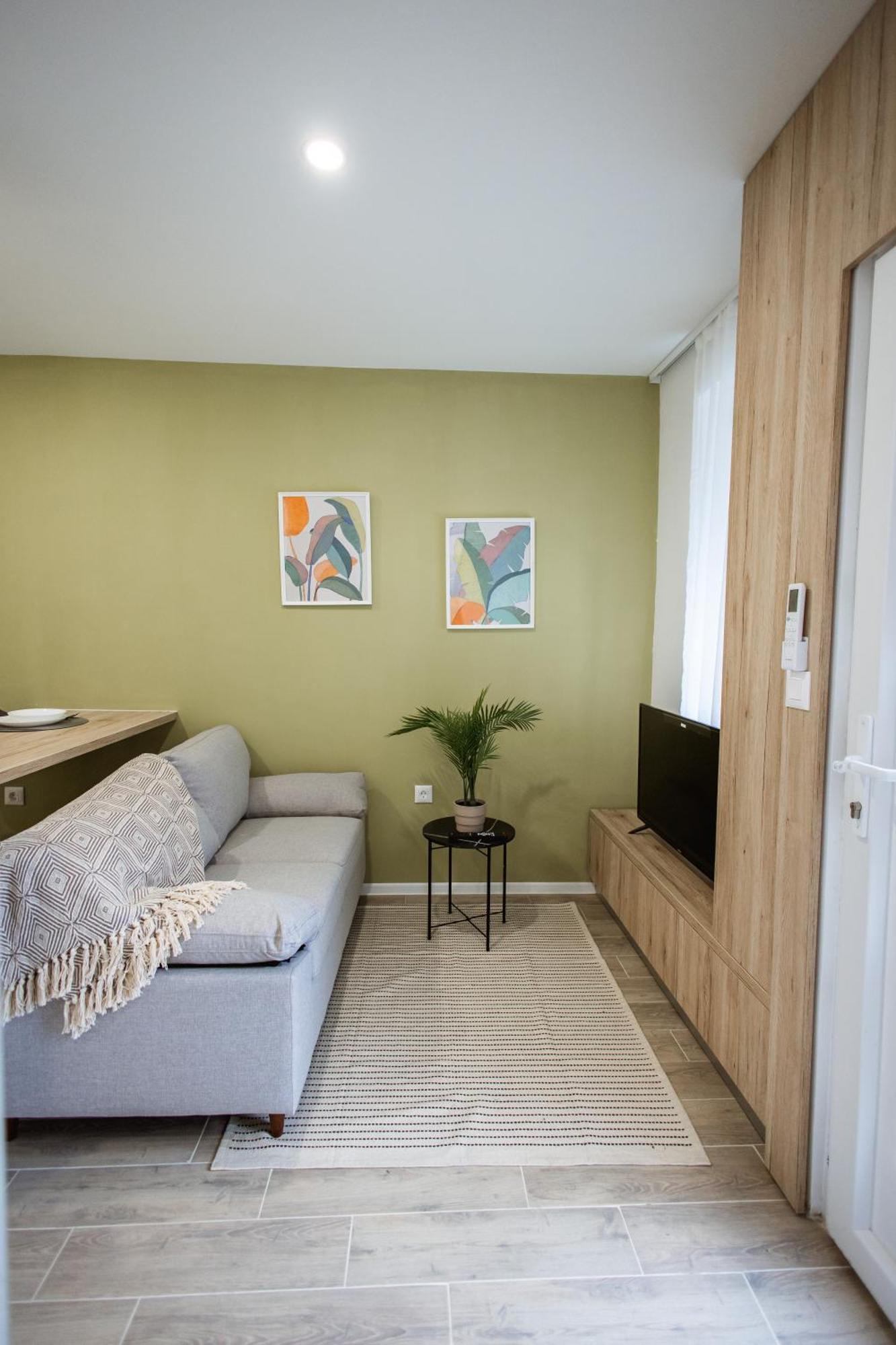 Cozy Studio Apartment In Osijek - Self Check In Екстер'єр фото