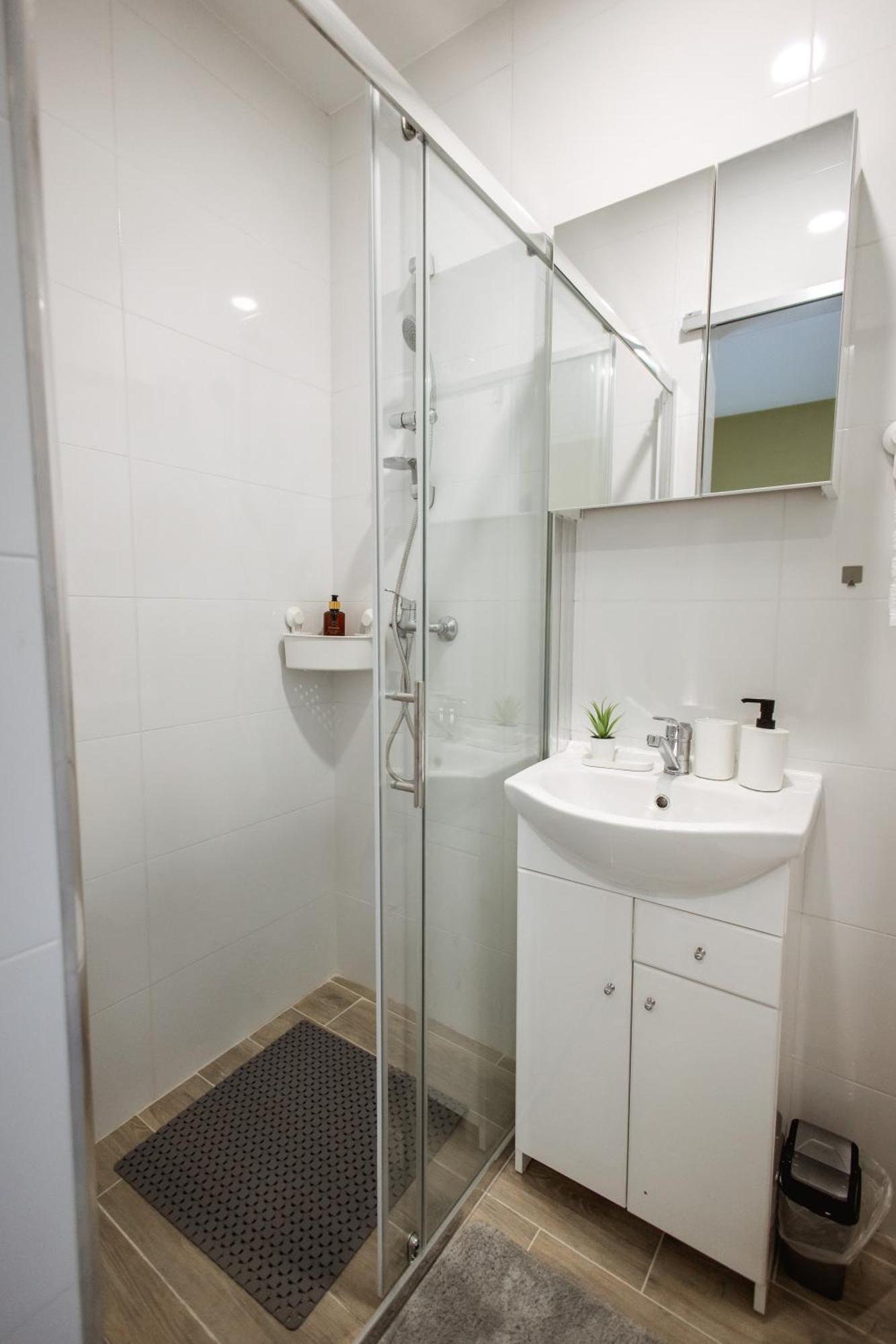 Cozy Studio Apartment In Osijek - Self Check In Екстер'єр фото